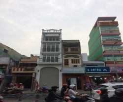 cho thue nha quan binh thanh duong bach dang dien tich 4x13m 1 tret 4 lau  gia 50tr thang