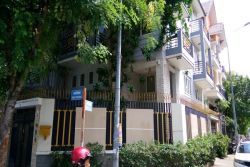 ban biet thu 2 mat tien duong hoa phuong phuong 2 quan phu nhuan