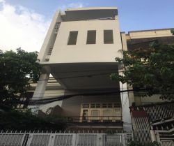 ban nha mat tien bui dinh tuy 42x17m 4 tang gia 118 ty 