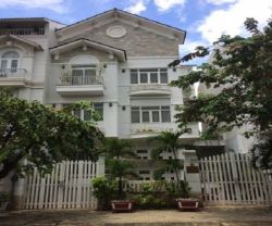 biet thu cho thue quan 2 mat tien duong so 34 phuong binh an gia  3000 usd