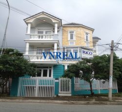 cho thue biet thu quan 2 2 mat tien duong nguyen quy canh dt 10x20m