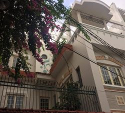 cho thue biet thu duong yen the dt 9x11  gia 30tr th