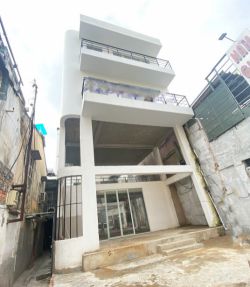 cho thue mat bang duong bui vien quan 1 ngang 7x20m tret 3 lau gia 6 000 usd th 