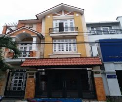 cho thue nha  ??quan 2tang tret mat tien duong 20 phuong binh an dt 8x15m gia 13tr th huong dong nam