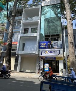 cho thue nha mat tien quan 3 duong cao thang phuong 3 quan 3 gia 65 trieu