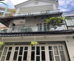 ban can mat tien duong so 4  p4 q3 tp  hcm  dien tich   4m x 14m gia chi 11 ty