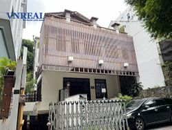 cho thue biet thu quan 1 mat tien duong nguyen du p  ben nghe quan 1 20000 usd thang