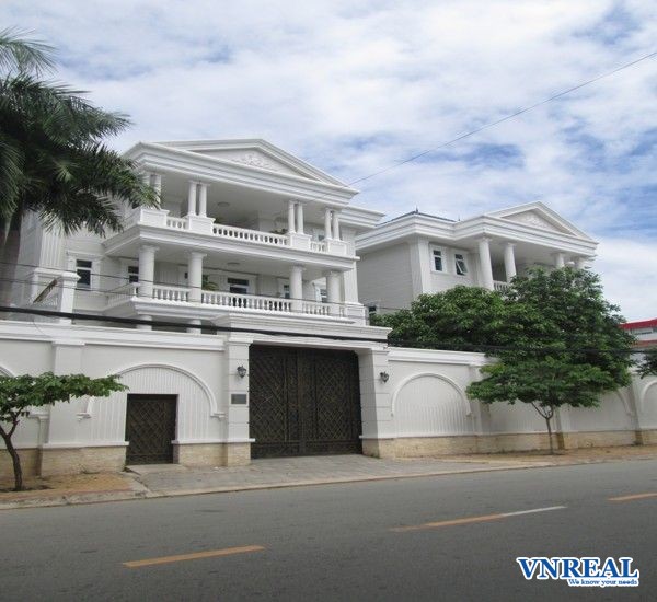 cho thue  ??nha quan 2 mat tien duong nguyen van huong gia 5000usd