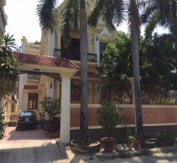 cho thue  ??biet thu  ??quan 2 duong so 33 phuong binh an gia 4000usd