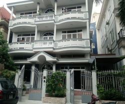 cho thue biet thu quan tan binh duong pho quang dien tich 11x14m 2 lau gia 30tr