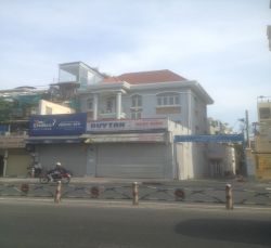 nha cho thue quan binh thanh goc 2 mat tien duong bach dang gia 120tr