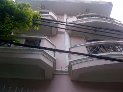 nha cho thue quan phu nhuan hxh nguyen van troi 8x11m 3 tang 1500usd th