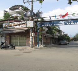 cho thue  ??nha  ??quan binh thanh goc 2 mat tien duong nguyen xi gia 35tr