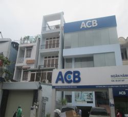 cho thue nha  ??quan binh thanh  mat tien duong no trang long gia 55tr