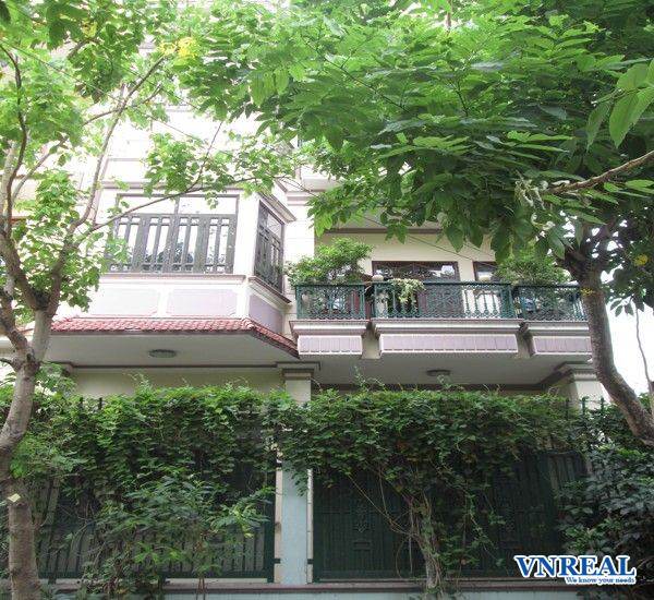 cho thue nha  ??phuong thao dien quan 2 duong quoc huong gia 30tr