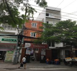 cho thue nha quan 1 nha cho thue mat tien duong tran nhat duat phuong tan dinh quan 1