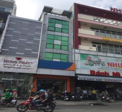 nha cho thue quan 3 mat tien duong hai ba trung phuong 8 quan 3