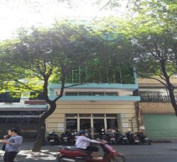 cho thue nha quan 1 mat tien duong le thanh ton p  ben nghe quan 1