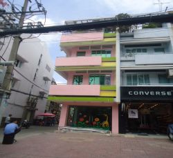 cho thue nha quan 3 mat tien duong le van sy gia 3000  thang