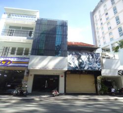 cho thue nha quan 1 mat tien duong ly tu trong quan 1 gia 3250  thang