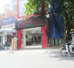 cho thue nha quan 10 mat tien duong to hien thanh quan 10 