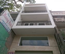 cho thue nha nguyen can quan 10 mt le hong phong dien tich 35x11m 1 tret 1 lung 2 lau  gia 35 trieu 