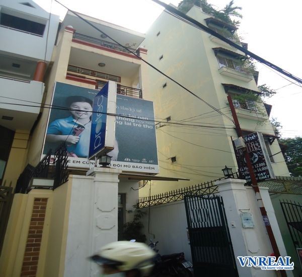 cho thue nha quan 1 hem xe hoi nguyen thi minh khai gia 1700  thang