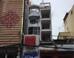 nha cho thue mat tien duong phan dinh phung 35x20 1tret 1lung 3lau  gia 45tr th