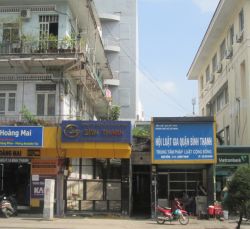 cho thue  ??nha quan binh thanh mat tien duong bach dang gia 110tr