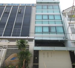 nha cho thue  ??quan binh thanh hem xe hoi duong d2 gia 46tr