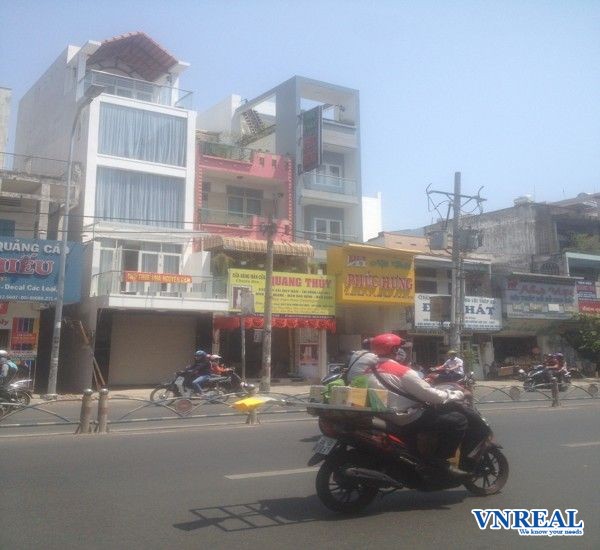 nha cho thue quan binh thanh mat tien duong bach dang gia 45tr