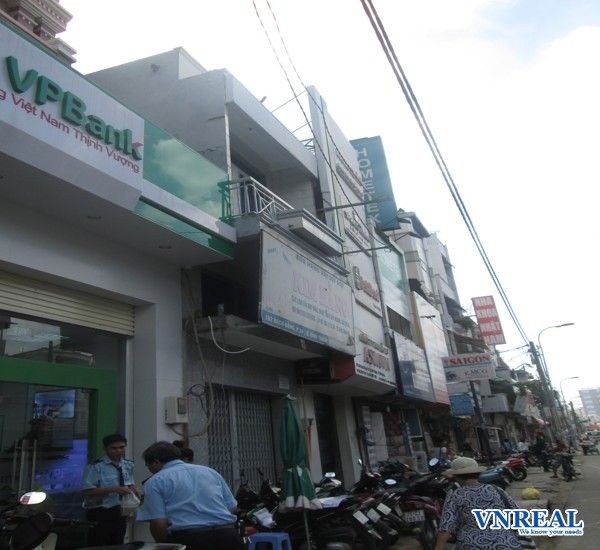 cho thue nha  ??quan binh thanh mat tien duong bach dang gia 27tr