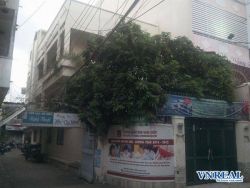 cho thue nha goc hai mat tien duong dang van ngu quan phu nhuan 