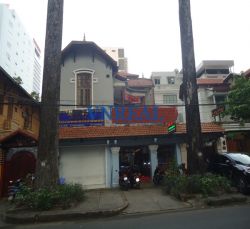 cho thue mat bang quan 1 mat tien duong suong nguyet anh gia 110tr thang