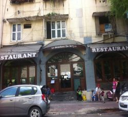 cho thue nha quan 1 mat tien duong thai van lung p  ben nghe quan 1