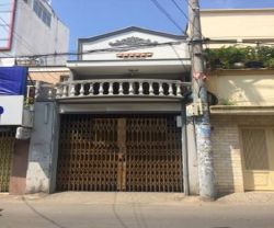 nha cho thue quan phu nhuan duong thich quang duc dien tich 7x26m gia  30tr