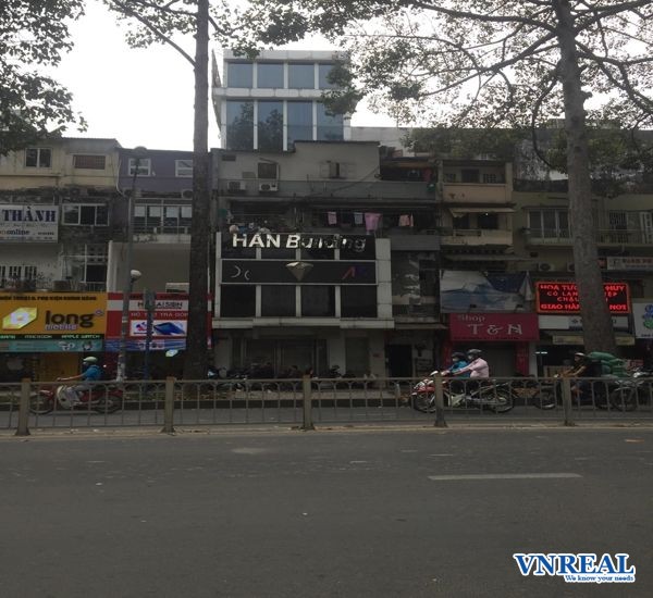 cho thue nha quan 1 mat tien duong tran hung dao p  co giang quan 1