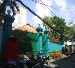 cho thue biet thu quan 3  mat tien duong truong quyen gia 3500  thang