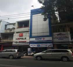 cho thue nha quan 3 mat tien duong vo van tan gia 3000  thang