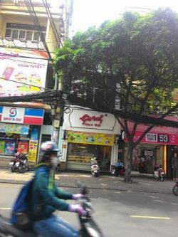 cho thue mat tien cao thang phuong 5 quan 3 khu sam uat bac nhat 4x23m 1 tret 2 lau trong suot  85tr  th