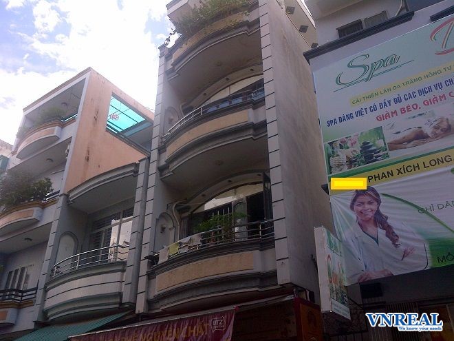 ban nha mat tien duong cu lao cach phan xich long 10m phuong 2 quan phu nhuan