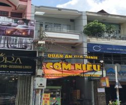 cho thue nha duong d1 binh thanh dt 4x17 tret 2 lau gia  38 tr thang