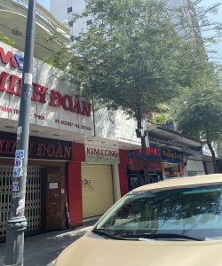 cho thue nha mat tien quan 1 duong le thanh ton phuong ben thanh quan 1 gia 6 000 usd