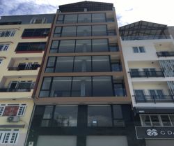 cho thue nha mat tien duong d3 dt  7x8  tret lung   6 lau  ap mai gia  70 trieu thang