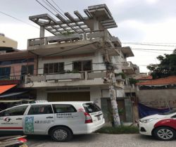 cho thue nha mat tien duong d5 dt  4x20 1 tret 1 lau gia  30 trieu thang