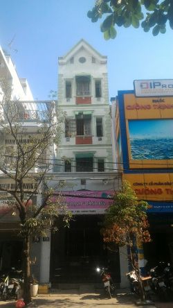 ban nha mat tien d5 42x20m1t 2lau binh thanh 