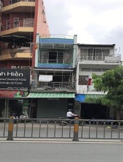 cho thue nha ly thai to phuong 10 3 3x22m 2 lau 35 trieu thang 