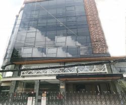 cho thue nha mat tien duong nguyen huy luong phuong 14 16x16 ham tret lung 5 lau 450 trieu