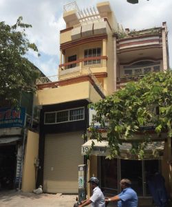 cho thue nha mat tien no trang long phuong 13 5x24 tret 3 lau  45 trieu 