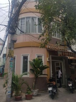 cho thue nha hem duong phan xich long 5x16 m2 3 lau 30 trieu